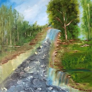 ציור שמן של מפל מים זורם על סלעים אפורים בתוך יער ירוק תחת שמיים כחולים