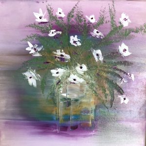 ציור שמן של פרחים לבנים באגרטל זכוכית על רקע סגול, 40X40