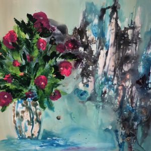 ציור של זר פרחים ורודים באגרטל על רקע מופשט בגווני תכלת מבית Tova Gallery